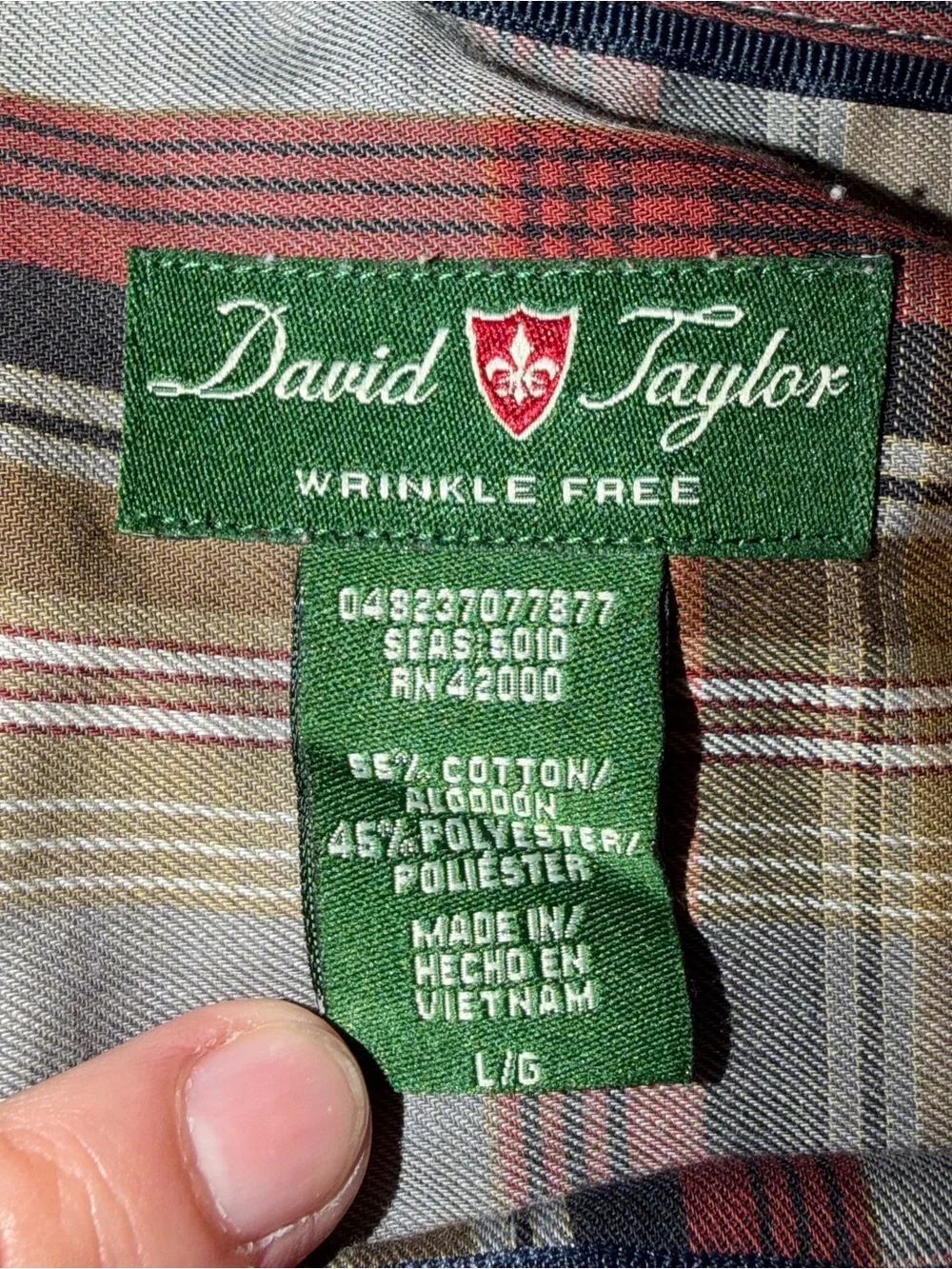 Vintage David Taylor Men's size large Plaid Button-Down Shirt